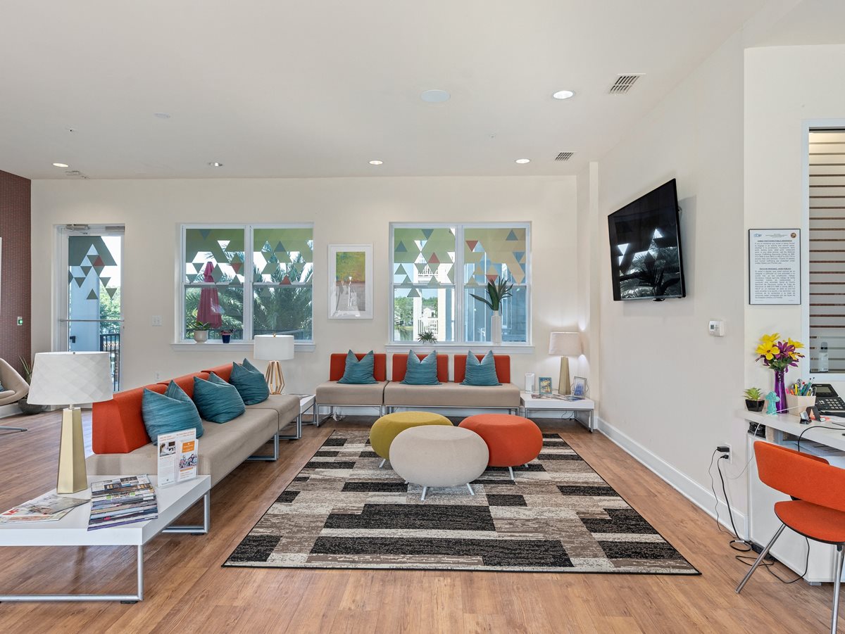Lake Lofts At Deerwood Apartments